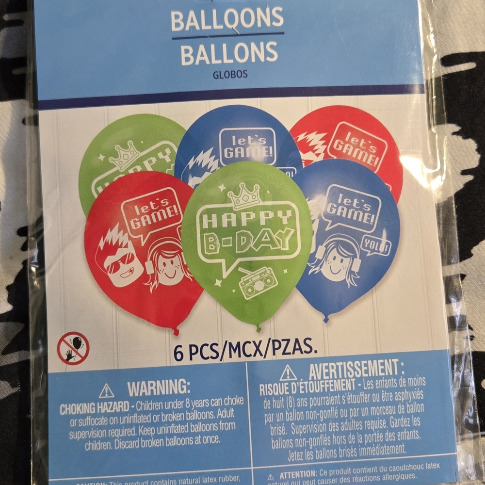 Amscan Green and Red Party Decorations Balloons